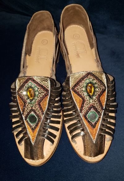 NWOT CL Chinese Laundry Nandi Beaded Hurraches!!!! - Picture 3 of 7
